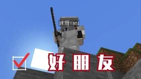 沙滩游玩的女孩们